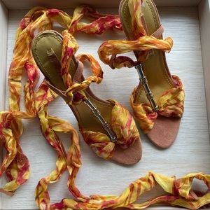 Nine West Jennica orange and yellow lace up heel sandal size 5.5